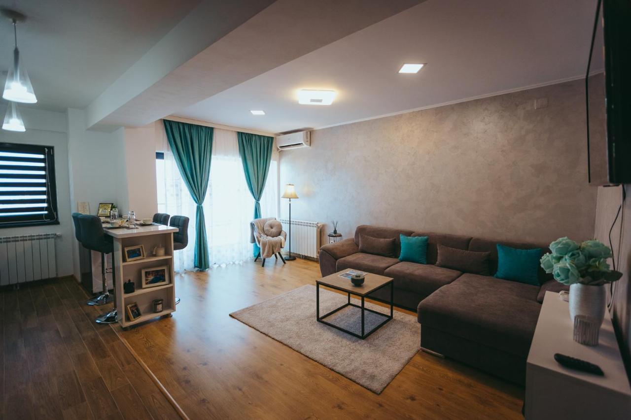 View Apartament Apartment ทูลเซีย ภายนอก รูปภาพ